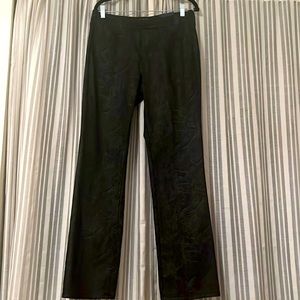 Women’s NMDJ Black Animal Print Size 10 Jeans. NWOT. Straight Leg.